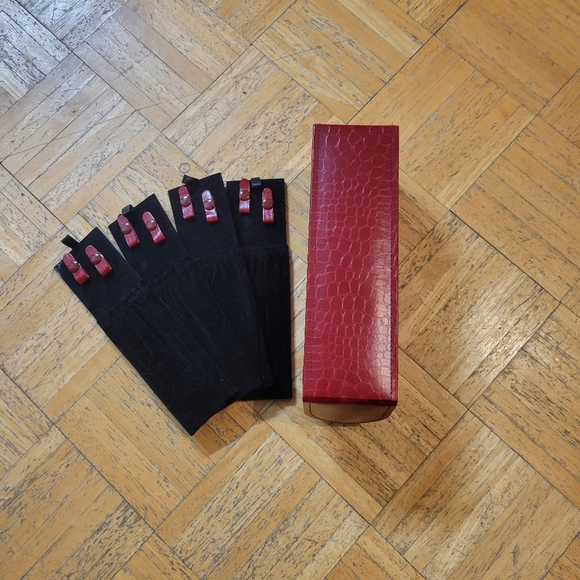 Red Jewelry Container w/4 Inserts - Picture 2 of 3